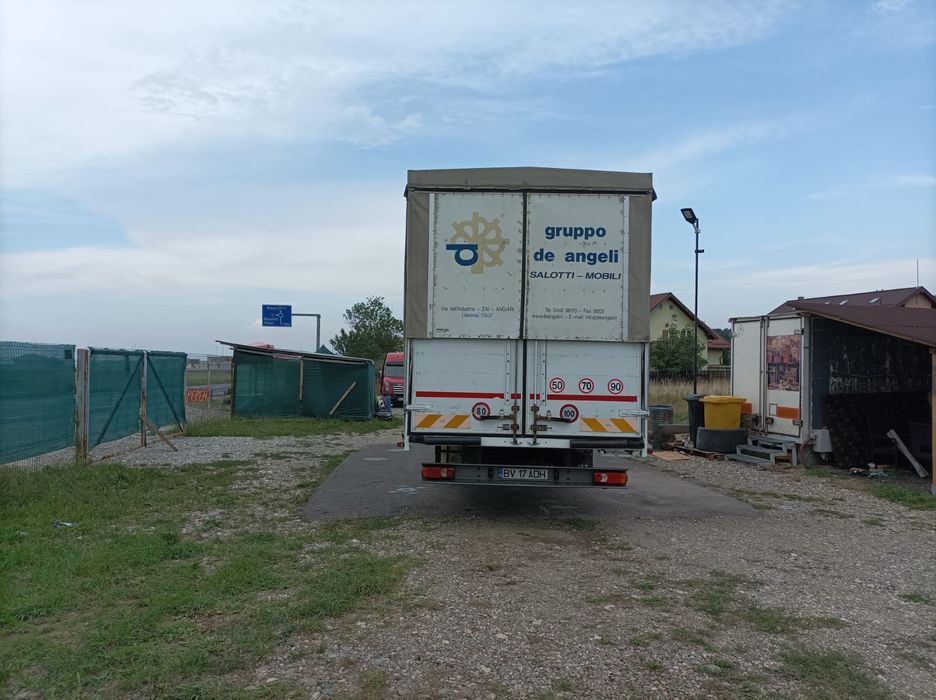 Vând Renault Midlum