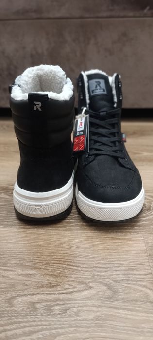 Продаются Rieker мужские ботинки 42, черные, пишите и звоните телеграм