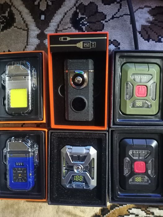 Зажигалка-фонарик