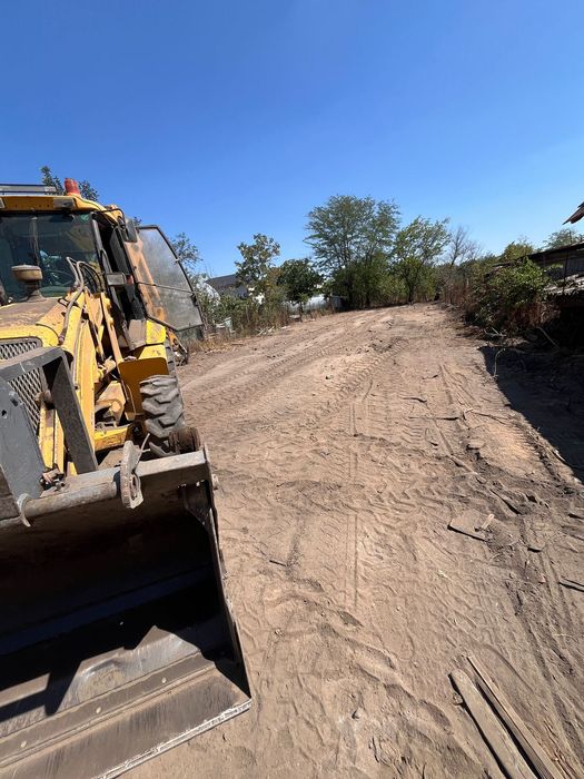 Transport nisip/ inchiriez buldoexcavator/camion