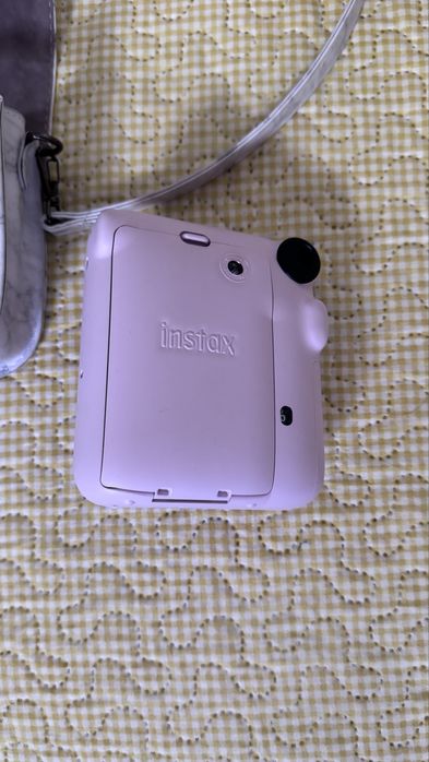 Продам Instax Mini 12