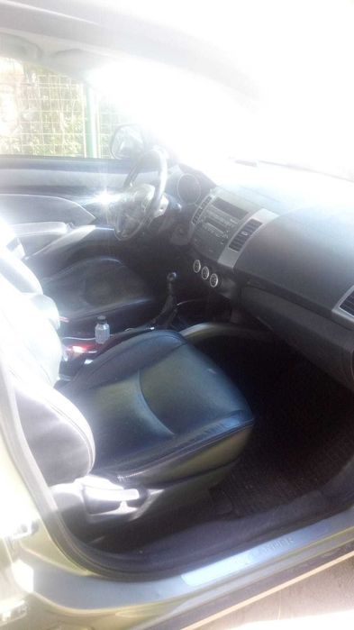 Mitsubishi outlander 2.0 diesel 4x4