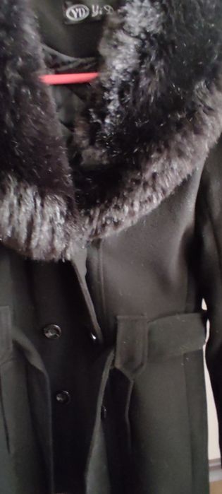 Черно дамско палто