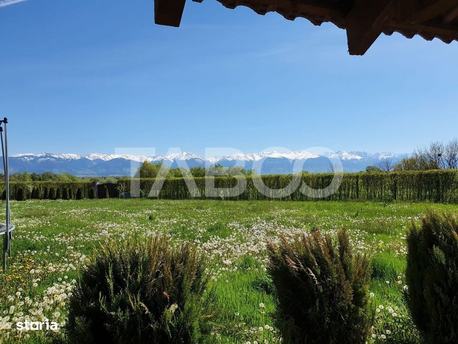 Casa la 5 minute de Fagaras Ultramoderna 300 mp utili la cheie