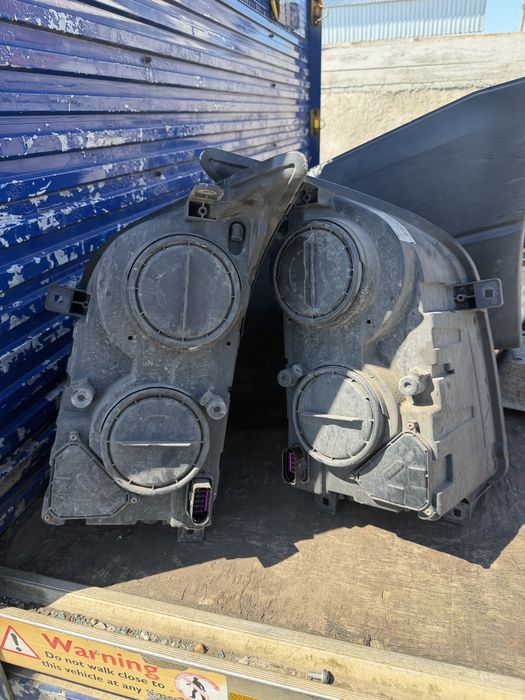 Фарове Volkswagen Crafter ляв десен фар VW крафтер