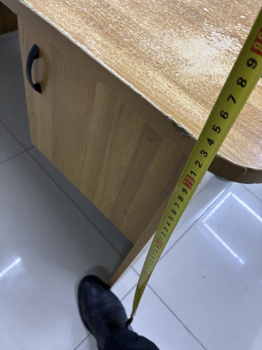 Стол со шкафчиком