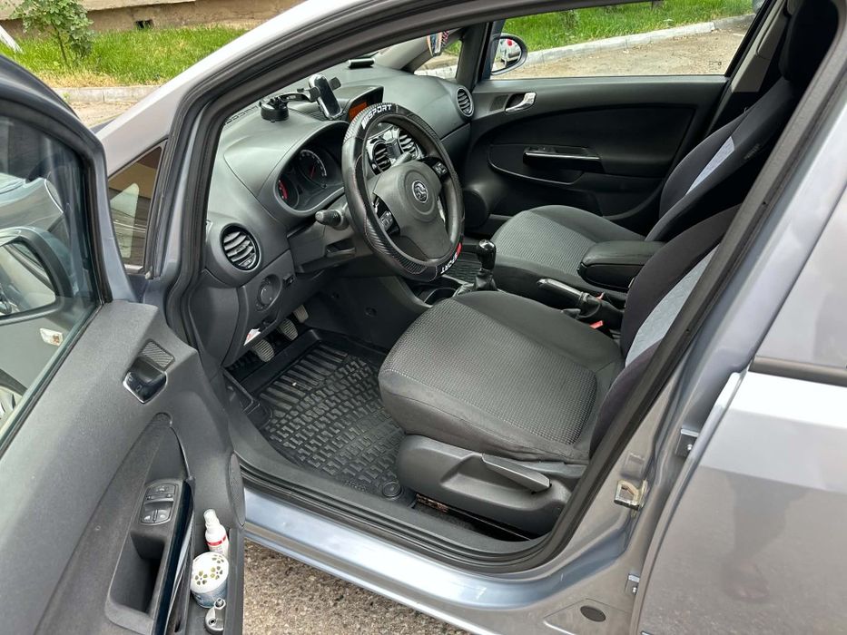 Vând Opel CORSA d 2008 1.2 gpl