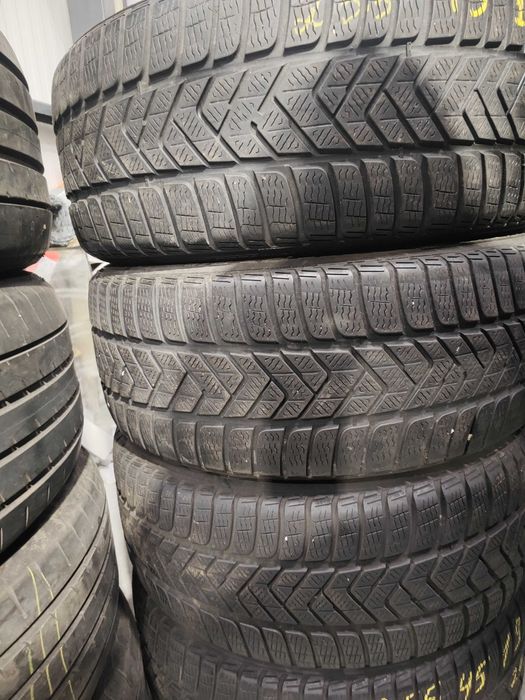4бр. зимни гуми 255/45/19 Pirelli