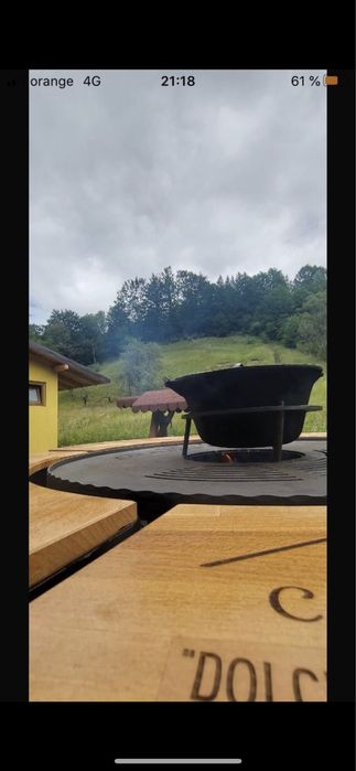 Plita pentru gratar, blat stejar si sort piele inclus septembrie