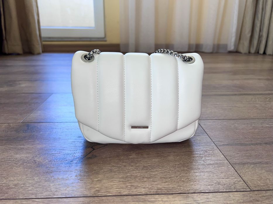 Нова чанта Bershka