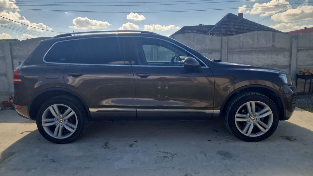 Vând volkswagen touareg v6 sau schimb cu passat b7 sau b8