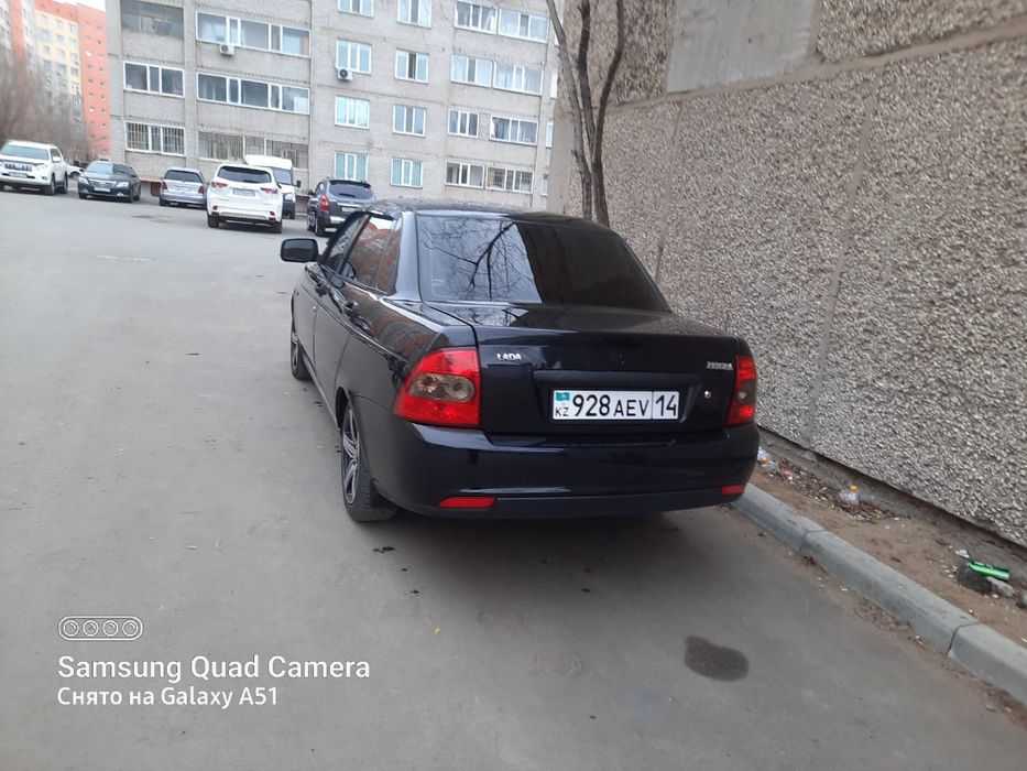 Лада приора 2011