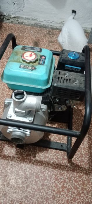 Продам мотопомпу