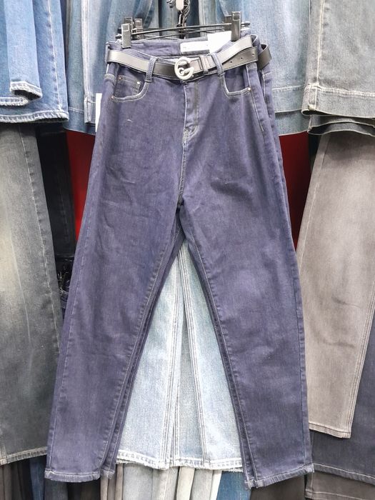 Джинсылар  сатылады