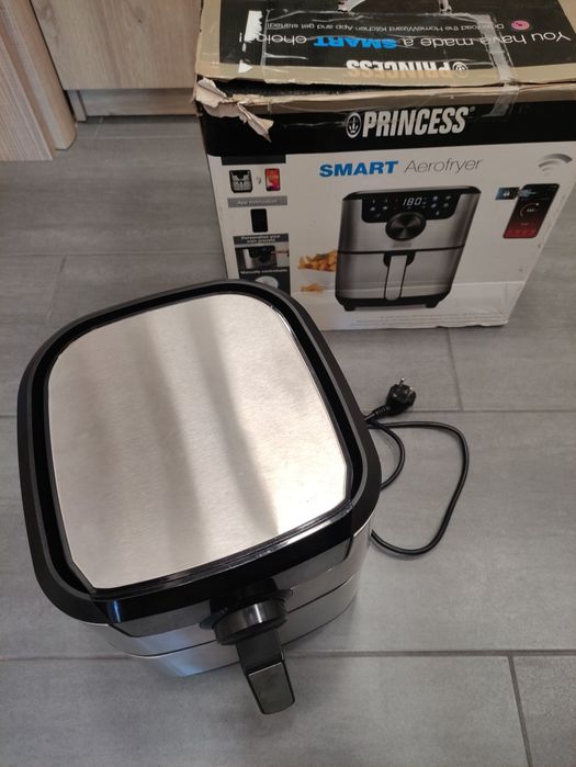 PRINCESS 4,5L / Фритюрник с Горещ Въздух