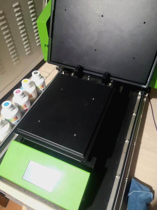 Текстильный принтер для печати на футболках