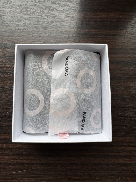 Колье Pandora Сердце и бесконечность