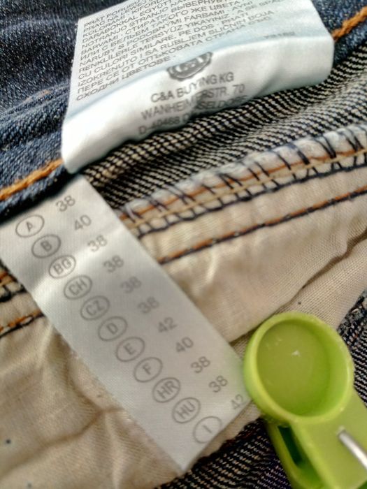 Blugi elastici pt.dama-C&A- Jessica- mărime 38/40(M)