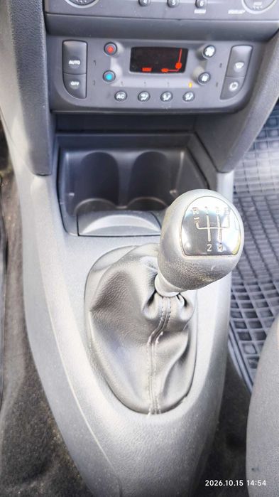 Renault Symbol 1.4 Benzina