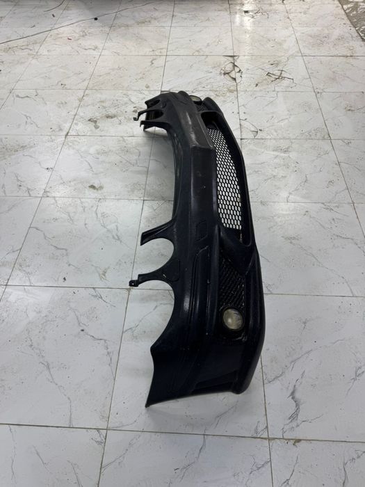 Бампер Мерседес Е63 AMG W211