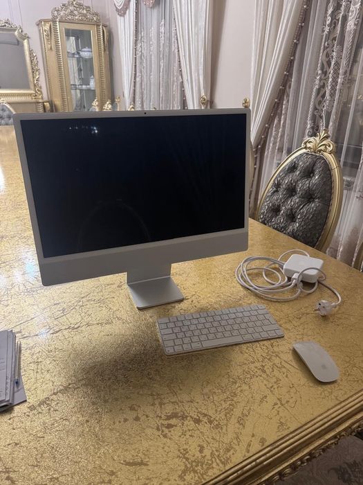 Потрясающий дизайн и семь ярких цветов — iMac преобразит любое простр