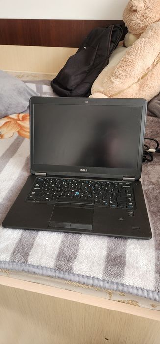Vand Dell i5 5300, 8 GB ram, ssd 256 GB, Win 10