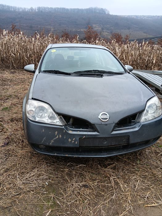 Vând sau dezmembrez