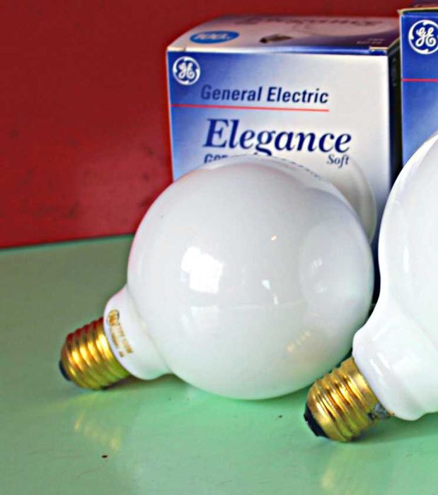 Лампочки 300 Вт очень яркие