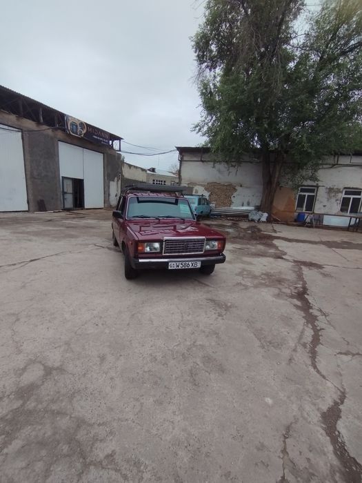 Vaz 2107 sotiladi