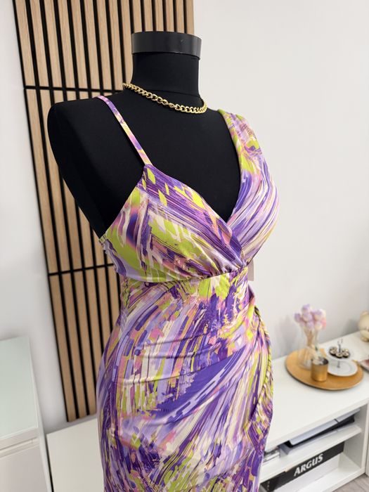 Rochie crapata pe picior cupe intarite marime XS-S