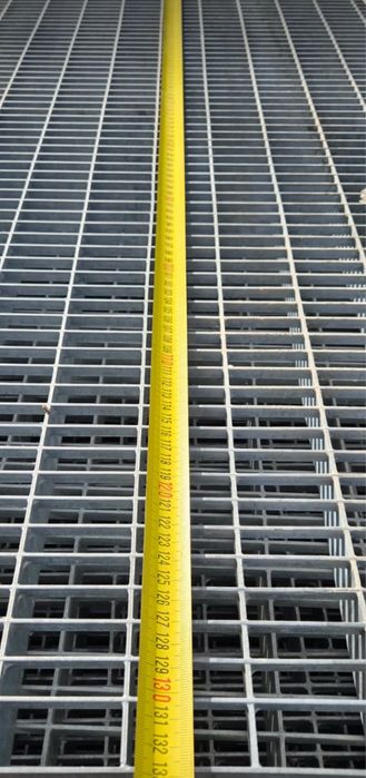 Gratare metalice zincate