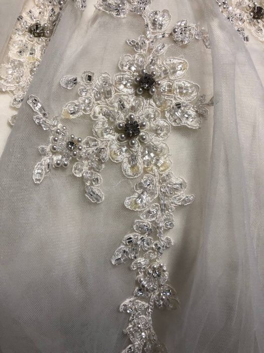 Сватбена рокля е много красива