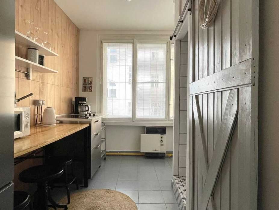 Дава се под наем Двустаен апартамент в Пловдив, Тракия - 63 кв.м за 318.75 € - Снимка #1