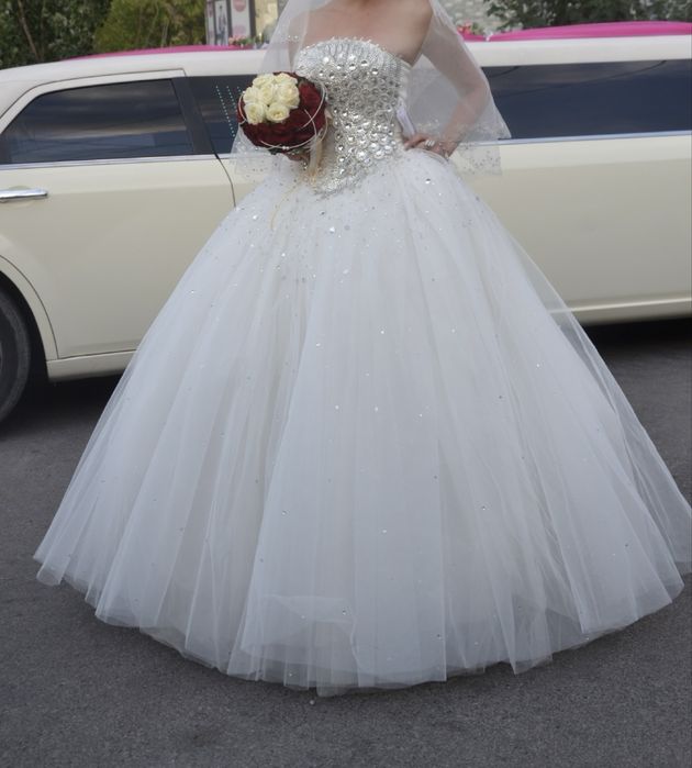 Продам свадебное платье