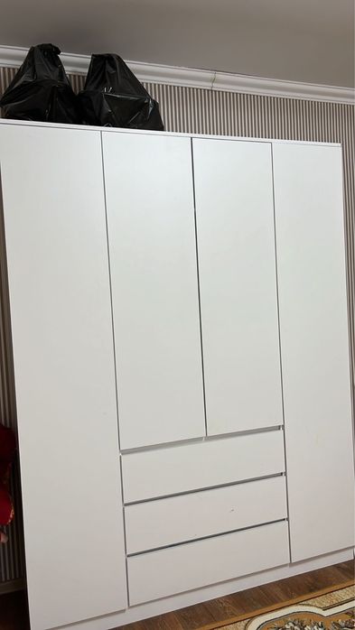 Срочно продам спальный гарнитур