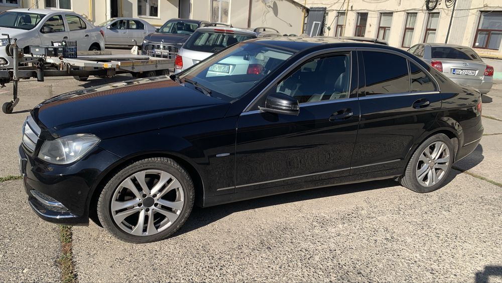 Mercedes-Benz C200