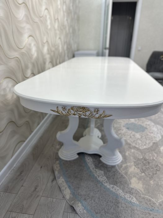 Раздвижной стол Современный