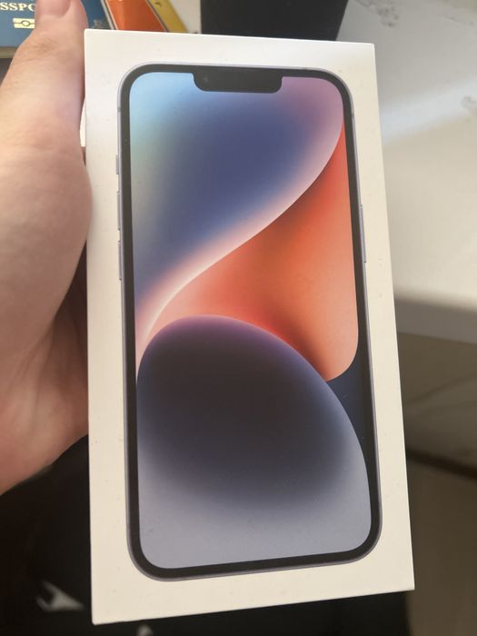 Продам айфон 14 На 128 87акумулятор