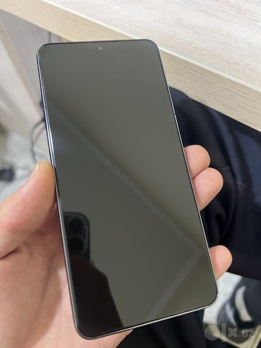 Samsung S 21 telefon