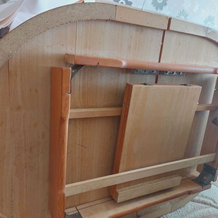 Стилна трапезна маса, елипса+стъкло, готова за дома!