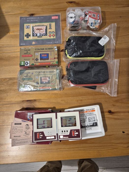 Vând console nintendo game watch