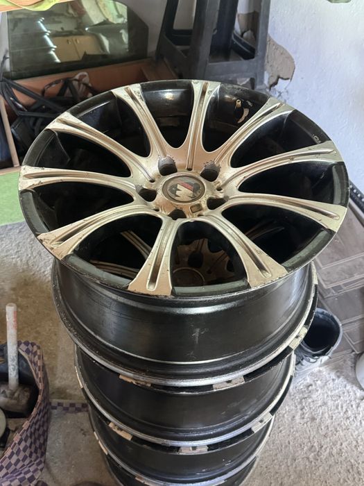 166 Стиль диски R18