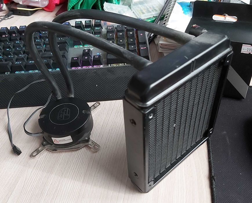 Система водяного охлаждения DeepCool Maelstrom 120T