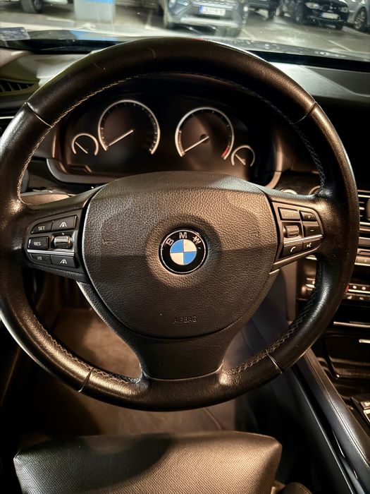 Волан за BMW F01/02