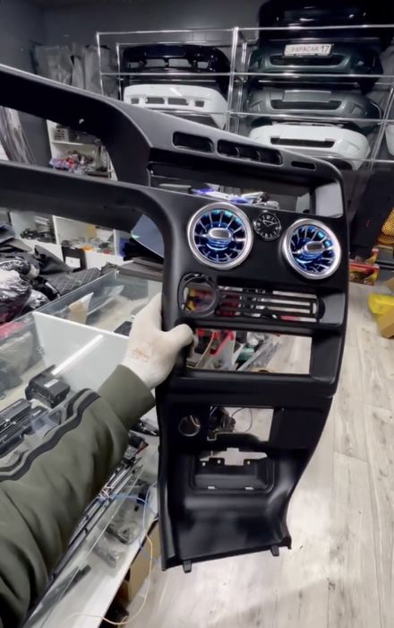 Lada samara 2114 pod monitor konsol