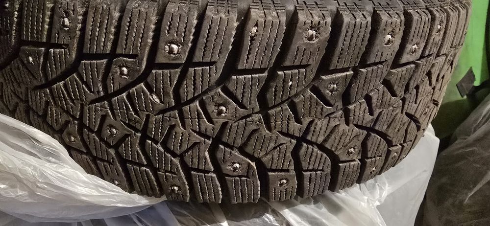 Диски с зимней резиной Bridgestone