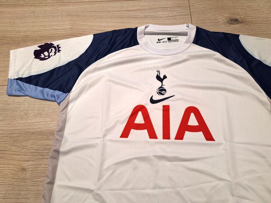 Футболна фланелка на Тотнъм Хотспър сезон 25/26!