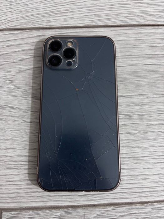 Айфон 12 pro max продаже