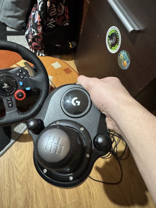 vand volan g29 ca nou