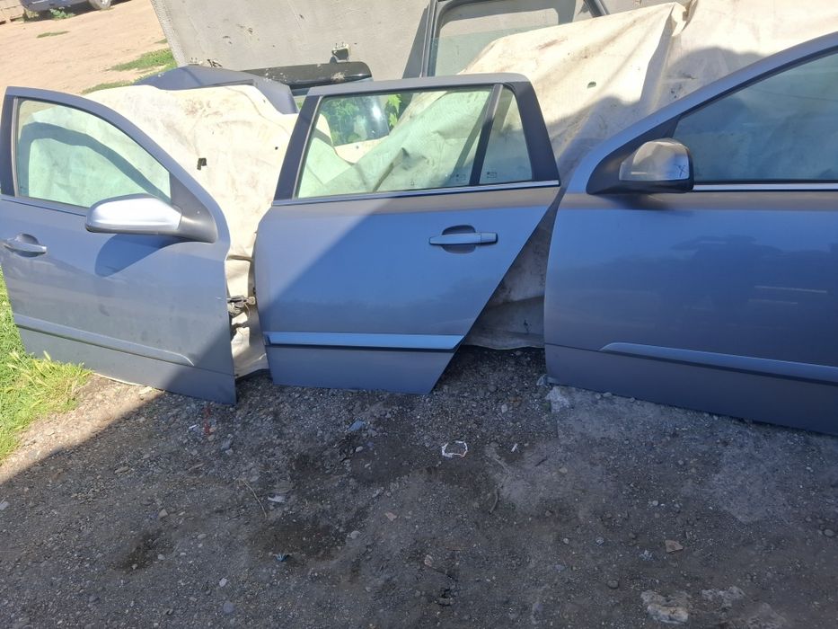 Uși portiere complete Opel Astra H